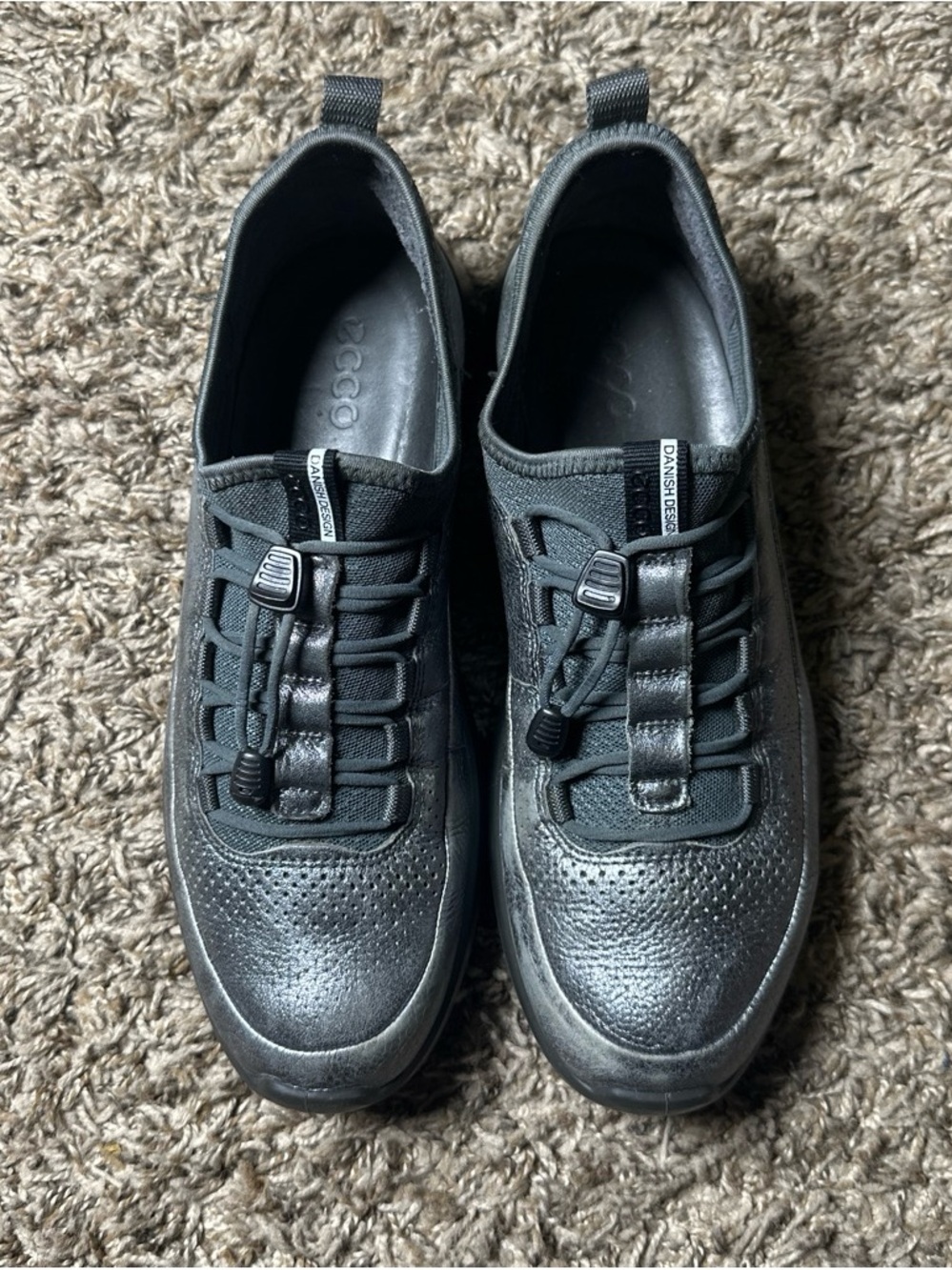 Ecco Women’s Metallic Pewter Comfort Walking Shoes Toggle Lace Danish Design 9.5